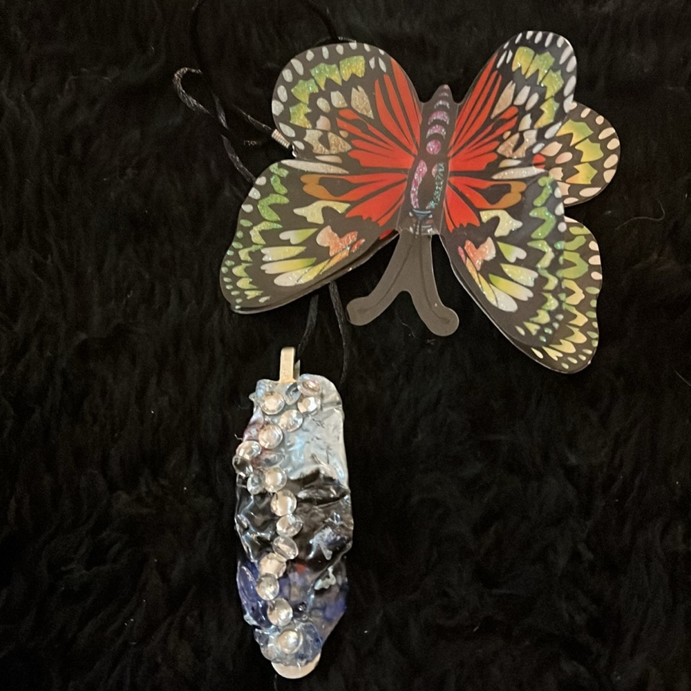 Reversible Necklace - Picture 16 of 16